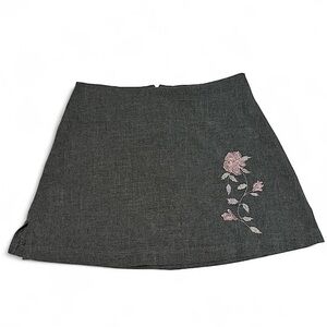 VTG Y2K Charcoal Mini Skirt M Floral Embroidered Grunge Fairycore 2000s